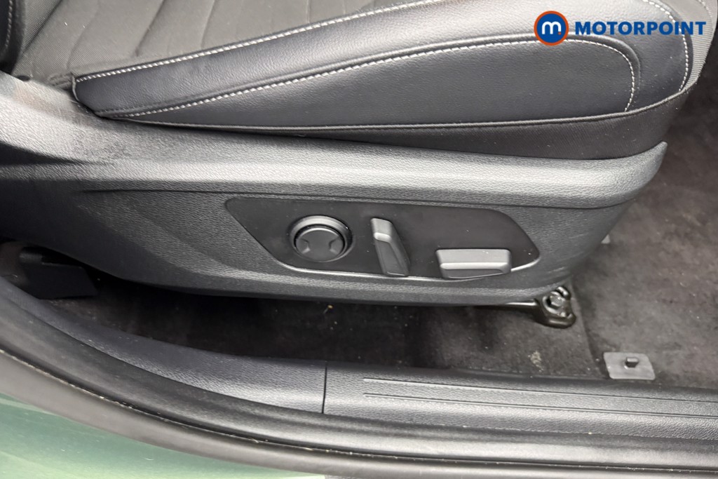 KIA Sportage 3 Automatic Petrol-Electric Hybrid SUV - Stock Number (1604348) - 17th supplementary image