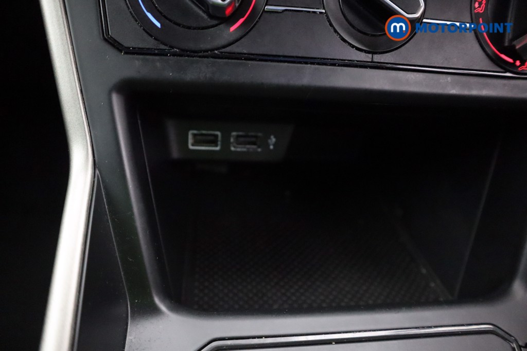Volkswagen Polo Match Manual Petrol Hatchback - Stock Number (1604590) - 13th supplementary image