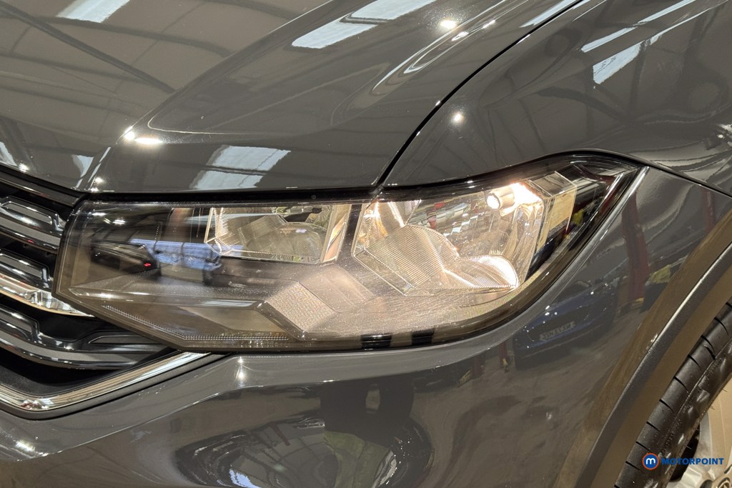 Volkswagen T-Cross Active Manual Petrol SUV - Stock Number (1604600) - 4th supplementary image