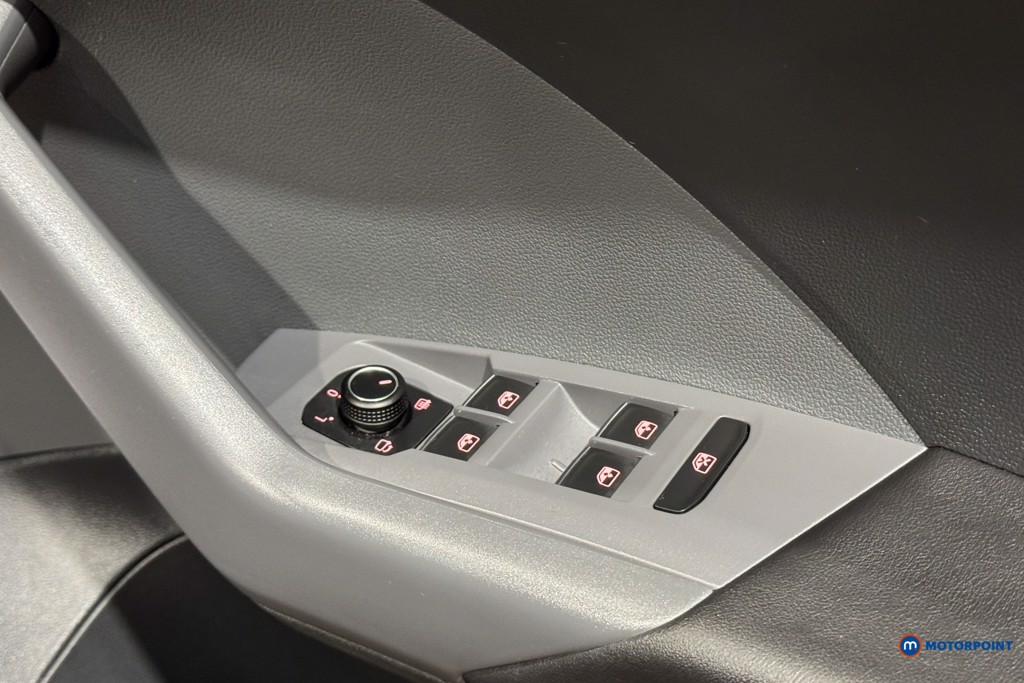 Volkswagen T-Cross Active Manual Petrol SUV - Stock Number (1604600) - 11th supplementary image