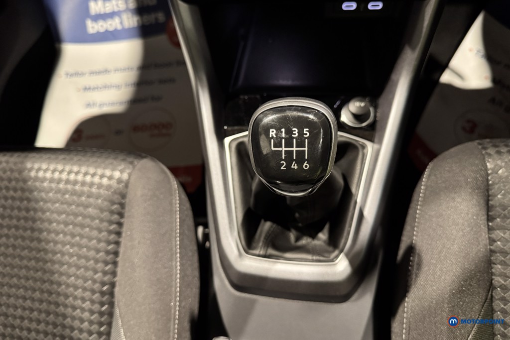 Volkswagen T-Cross Active Manual Petrol SUV - Stock Number (1604600) - 23rd supplementary image