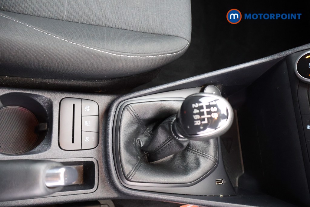 Ford Fiesta Trend Manual Petrol Hatchback - Stock Number (1604610) - 9th supplementary image
