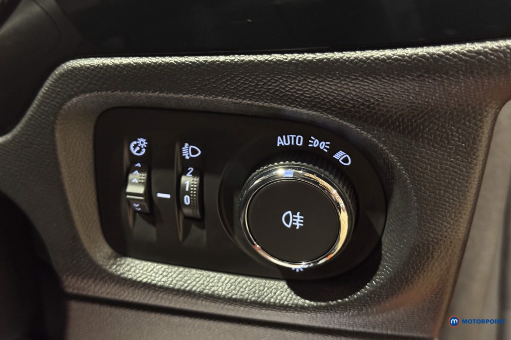 Vauxhall Corsa Se Edition Manual Petrol Hatchback - Stock Number (1604625) - 10th supplementary image