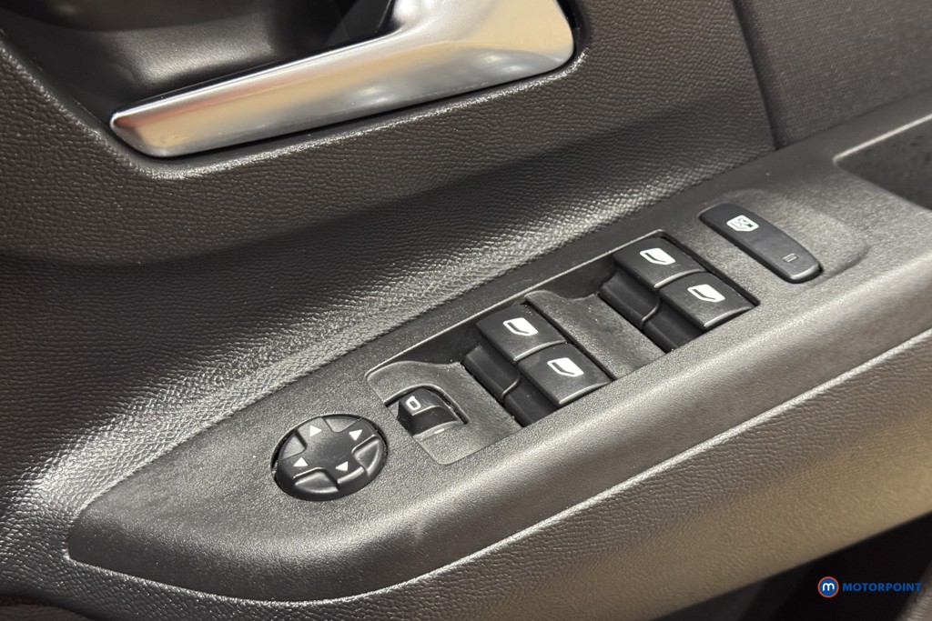 Vauxhall Corsa Se Edition Manual Petrol Hatchback - Stock Number (1604625) - 11th supplementary image