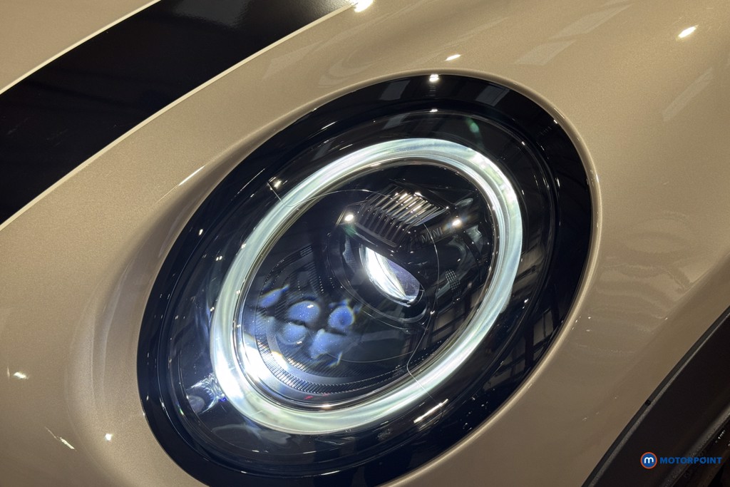 Mini Hatchback Cooper S Sport Automatic Petrol Hatchback - Stock Number (1604931) - 2nd supplementary image