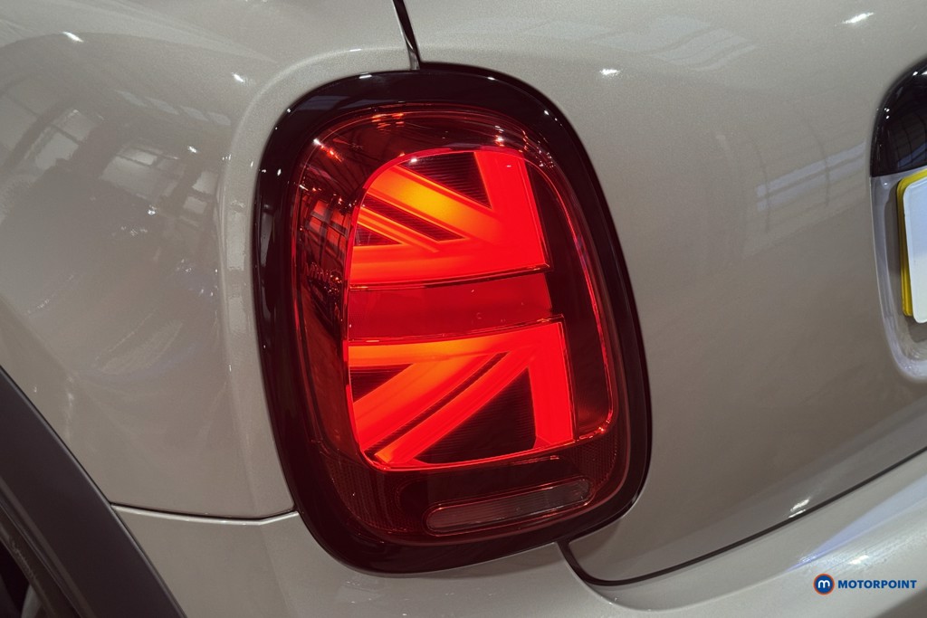 Mini Hatchback Cooper S Sport Automatic Petrol Hatchback - Stock Number (1604931) - 3rd supplementary image