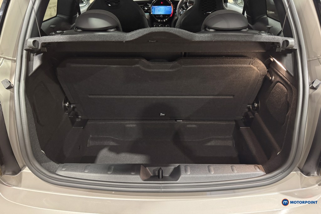 Mini Hatchback Cooper S Sport Automatic Petrol Hatchback - Stock Number (1604931) - 26th supplementary image