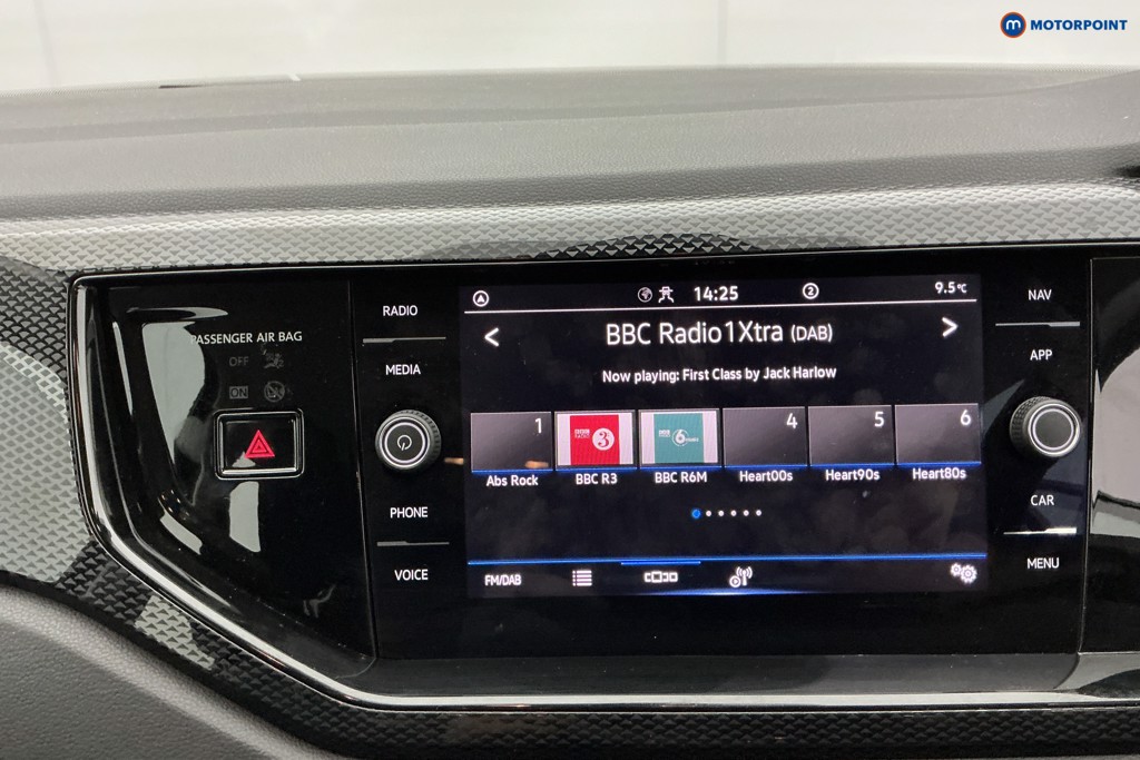 Volkswagen Polo Life Manual Petrol Hatchback - Stock Number (1530518) - 2nd supplementary image