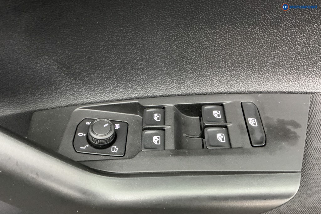 Volkswagen Polo Life Manual Petrol Hatchback - Stock Number (1530518) - 24th supplementary image