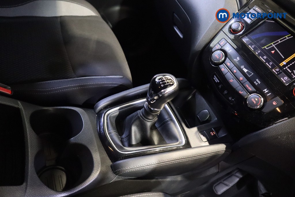 Nissan Qashqai Acenta Premium Manual Diesel SUV - Stock Number (1583397) - 7th supplementary image