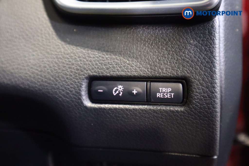 Nissan Qashqai Acenta Premium Manual Diesel SUV - Stock Number (1583397) - 12th supplementary image
