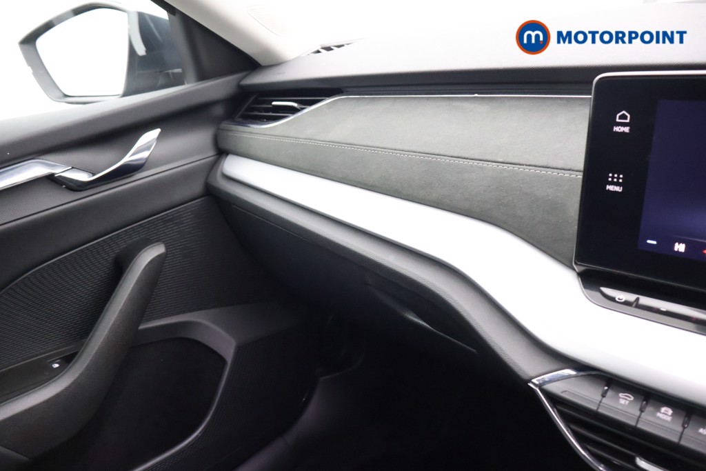 Skoda Octavia Se L Manual Petrol Hatchback - Stock Number (1584435) - 11th supplementary image