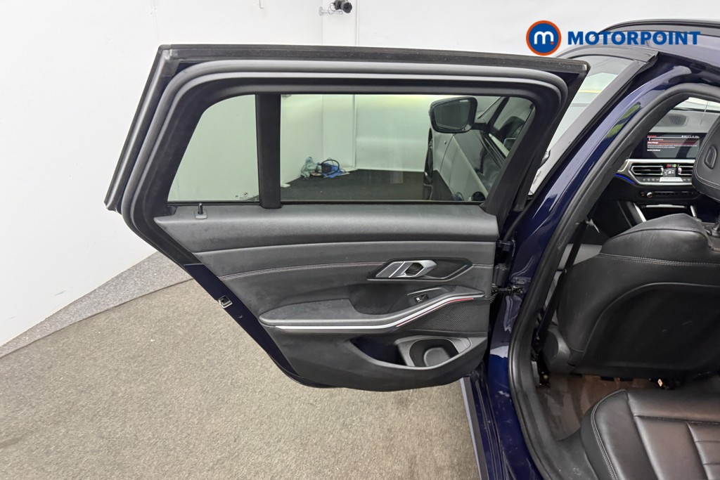 BMW 3 Series M Sport Pro Edition Automatic Diesel Estate - Stock Number (1586011) - 7th supplementary image