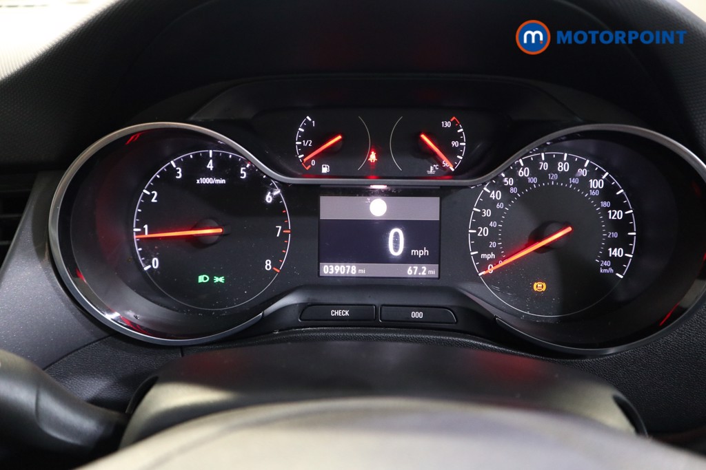 Vauxhall Crossland Ultimate Manual Diesel SUV - Stock Number (1586972) - 5th supplementary image