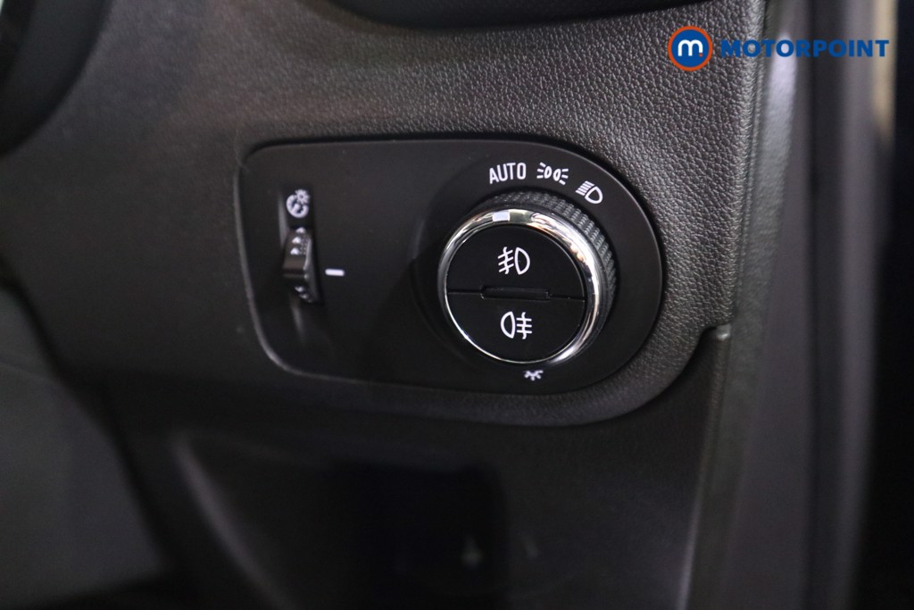 Vauxhall Crossland Ultimate Manual Diesel SUV - Stock Number (1586972) - 11th supplementary image