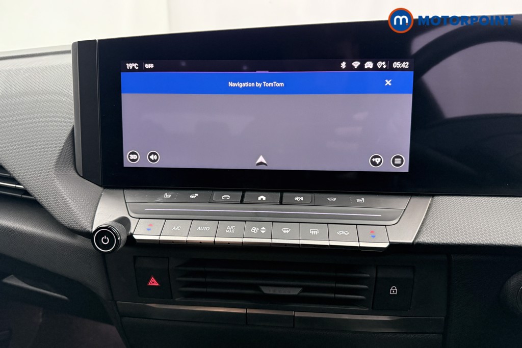 Vauxhall Astra Ultimate Manual Petrol Hatchback - Stock Number (1588968) - 11th supplementary image