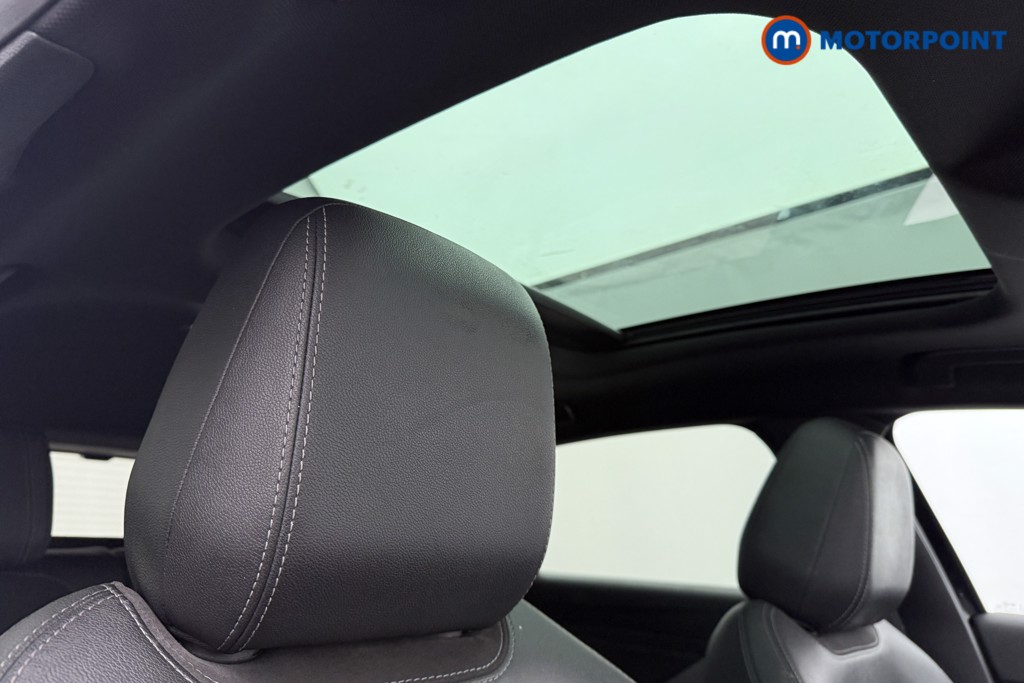 Vauxhall Astra Ultimate Manual Petrol Hatchback - Stock Number (1588968) - 20th supplementary image