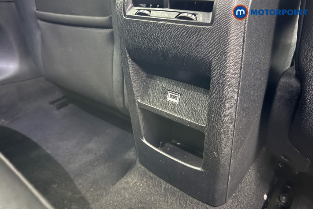 Vauxhall Astra Ultimate Manual Petrol Hatchback - Stock Number (1588968) - 23rd supplementary image