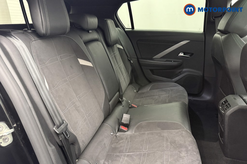 Vauxhall Astra Ultimate Manual Petrol Hatchback - Stock Number (1588968) - 24th supplementary image