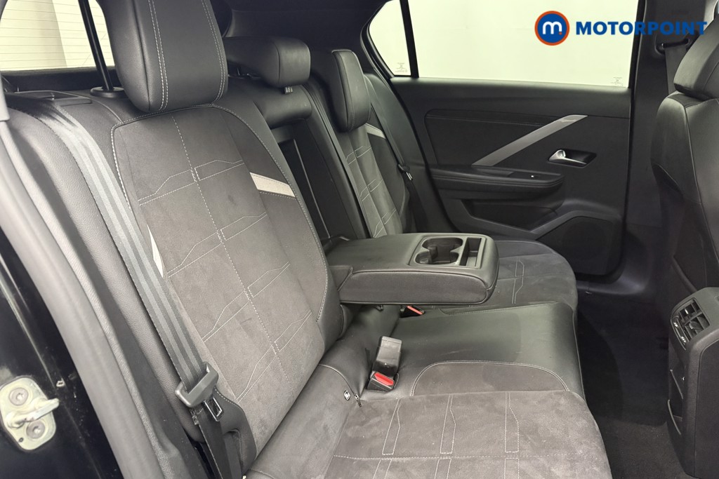 Vauxhall Astra Ultimate Manual Petrol Hatchback - Stock Number (1588968) - 25th supplementary image