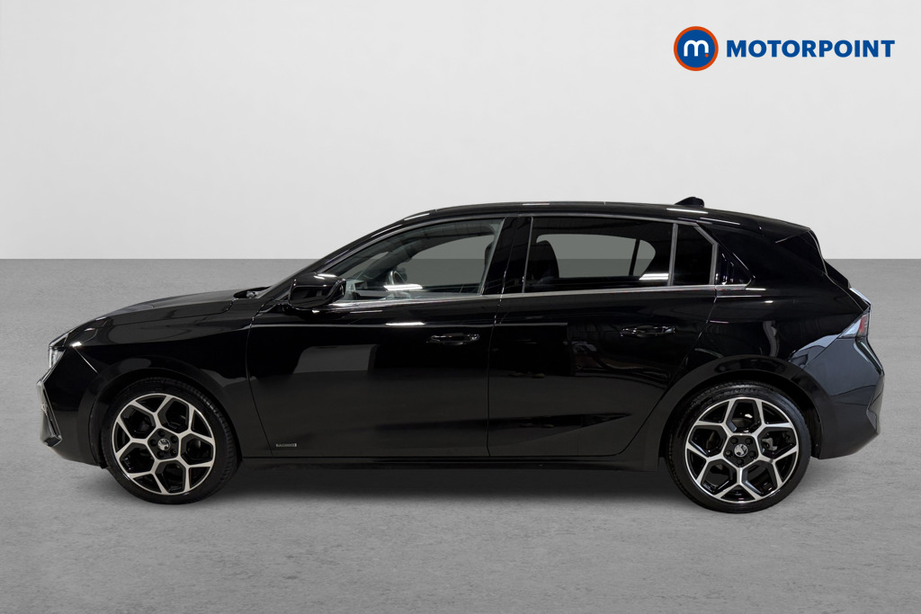 Vauxhall Astra Ultimate Manual Petrol Hatchback - Stock Number (1588968) - Passenger side