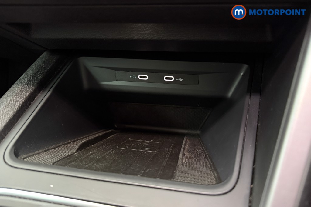 Seat Leon FR Automatic Petrol Hatchback - Stock Number (1588970) - 15th supplementary image