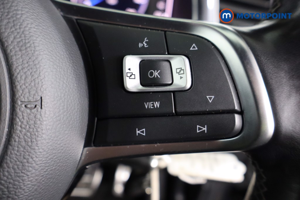 Volkswagen T-Roc R-Line Automatic Petrol SUV - Stock Number (1593013) - 3rd supplementary image