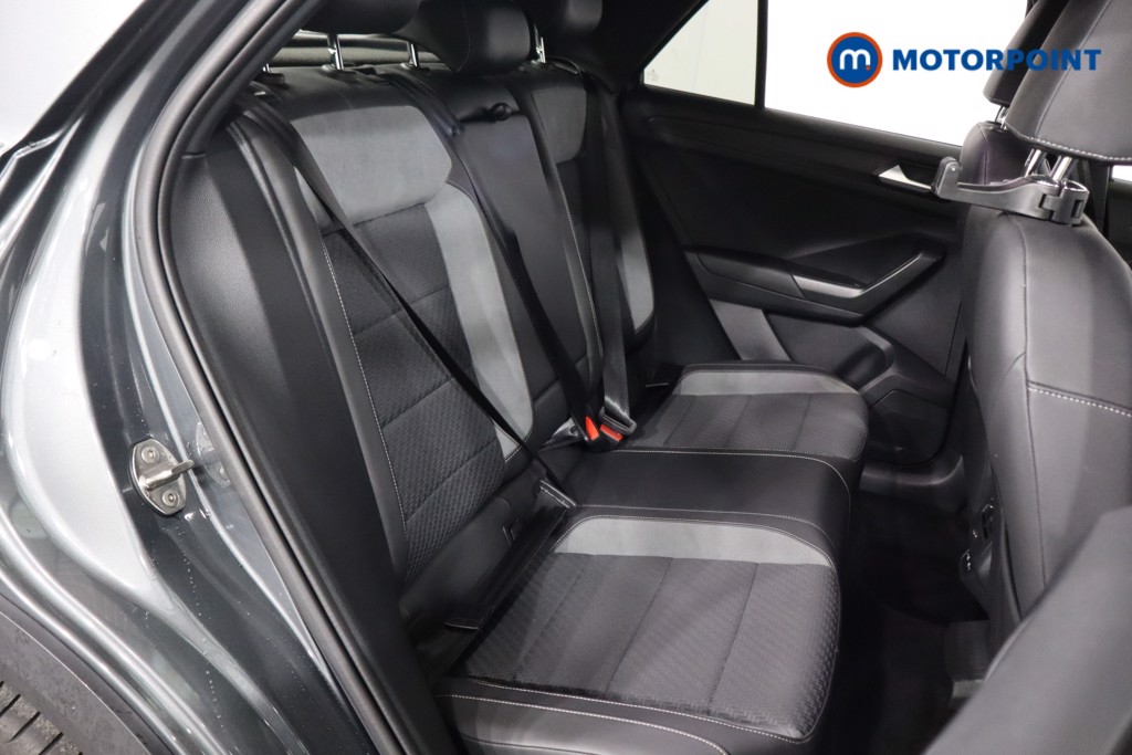 Volkswagen T-Roc R-Line Automatic Petrol SUV - Stock Number (1593013) - 17th supplementary image
