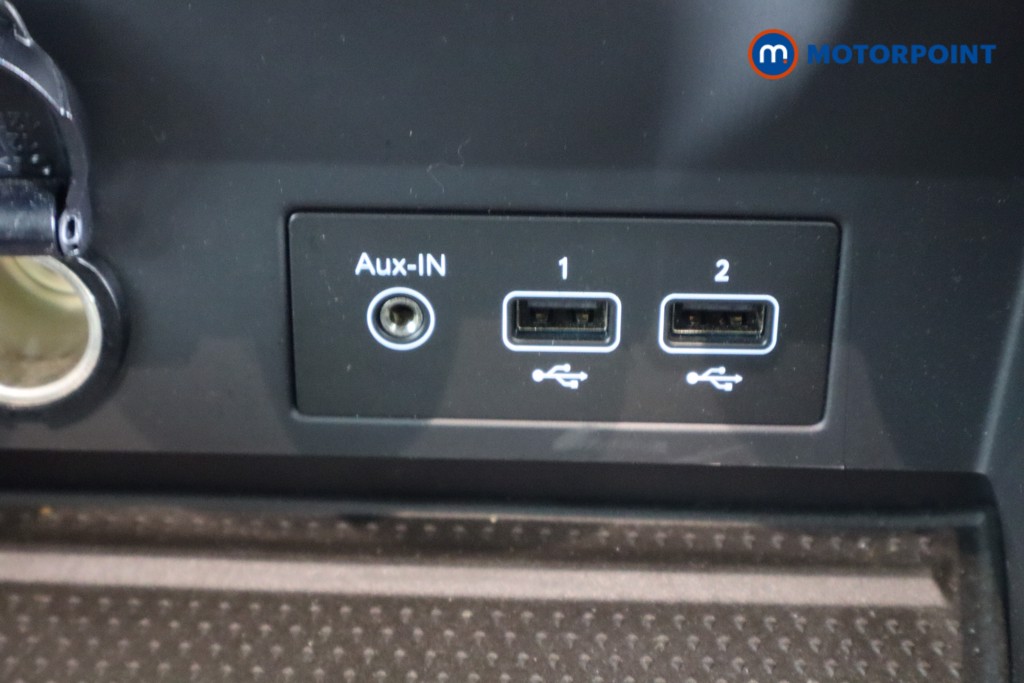 Renault Captur S Edition Automatic Petrol SUV - Stock Number (1593806) - 12th supplementary image