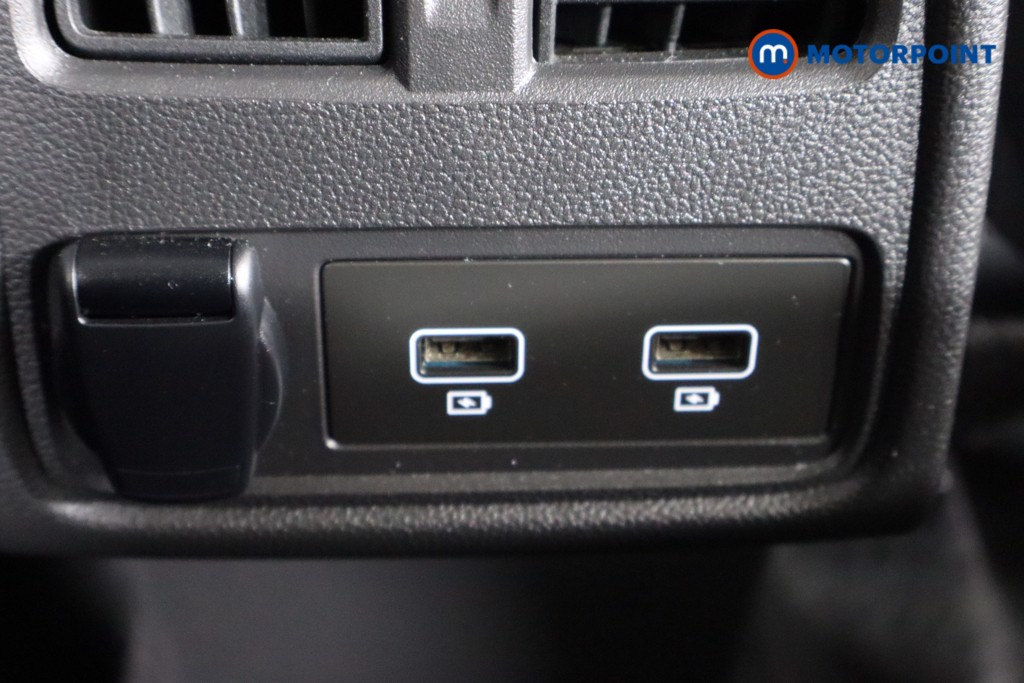 Renault Captur S Edition Automatic Petrol SUV - Stock Number (1593806) - 17th supplementary image