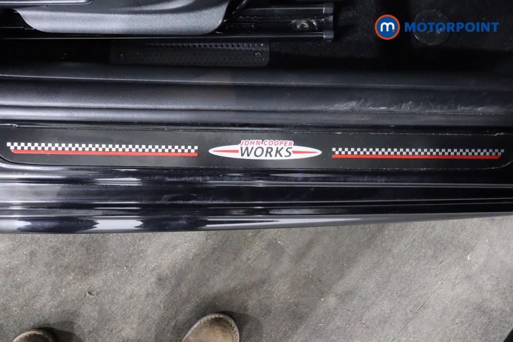 Mini Hatchback Cooper S Sport Manual Petrol Hatchback - Stock Number (1594744) - 17th supplementary image