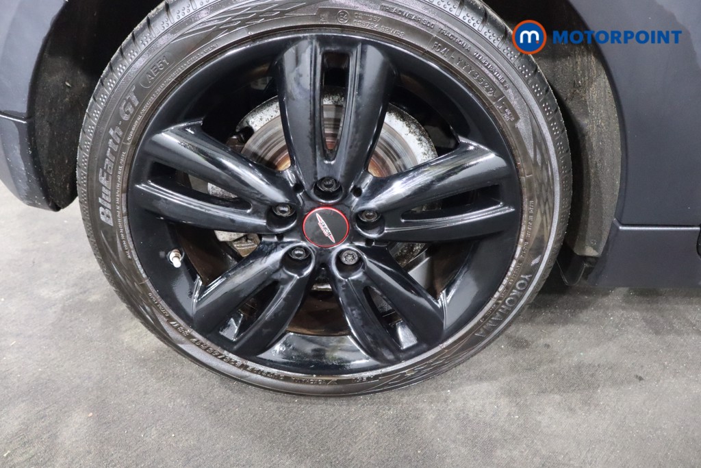 Mini Hatchback Cooper S Sport Manual Petrol Hatchback - Stock Number (1594744) - 24th supplementary image