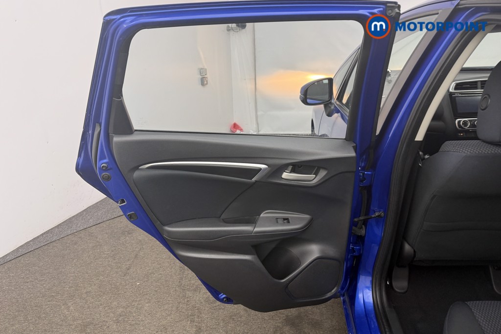 Honda Jazz SE Manual Petrol Hatchback - Stock Number (1595303) - 5th supplementary image