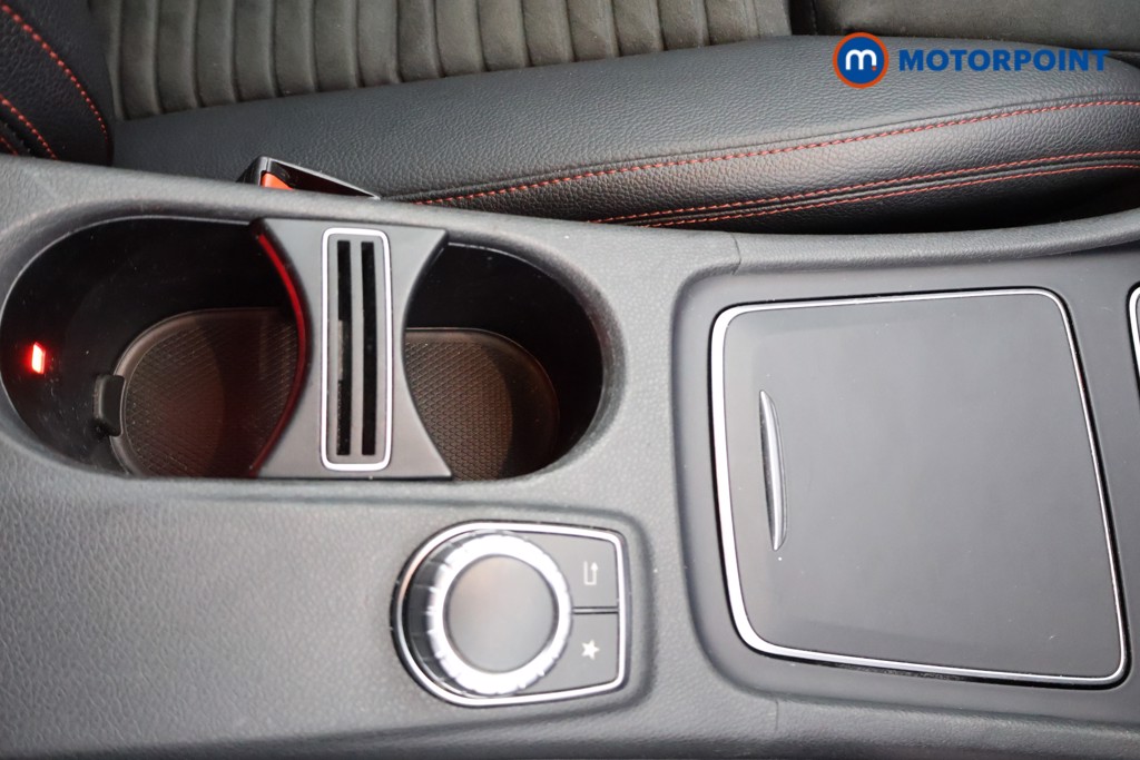 Mercedes-Benz GLA Amg Line Automatic Petrol SUV - Stock Number (1596947) - 11th supplementary image