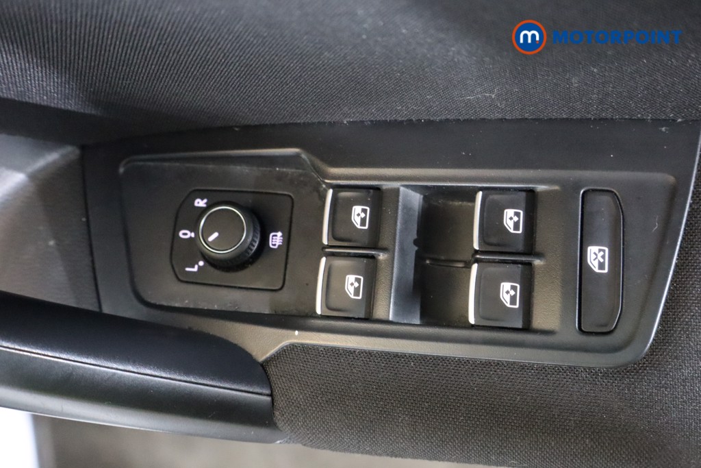 Volkswagen Tiguan Allspace Life Automatic Petrol SUV - Stock Number (1597107) - 13th supplementary image