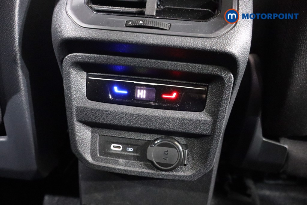 Volkswagen Tiguan Allspace Life Automatic Petrol SUV - Stock Number (1597107) - 16th supplementary image