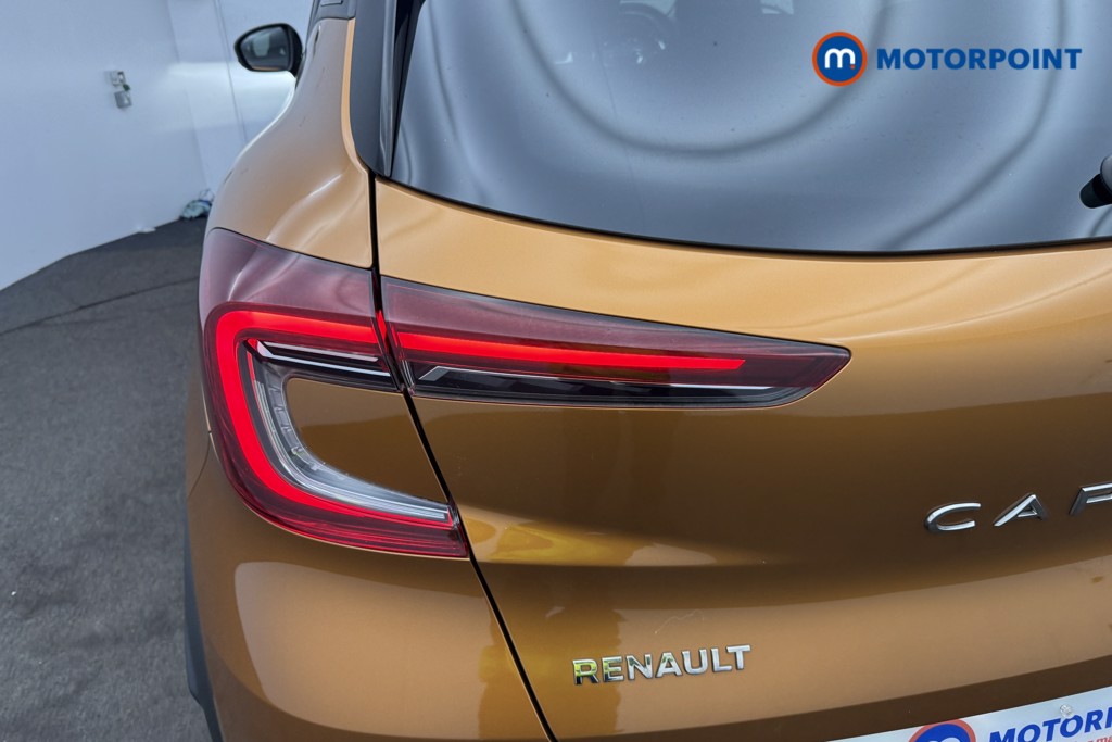 Renault Captur Iconic Manual Petrol SUV - Stock Number (1597284) - 8th supplementary image