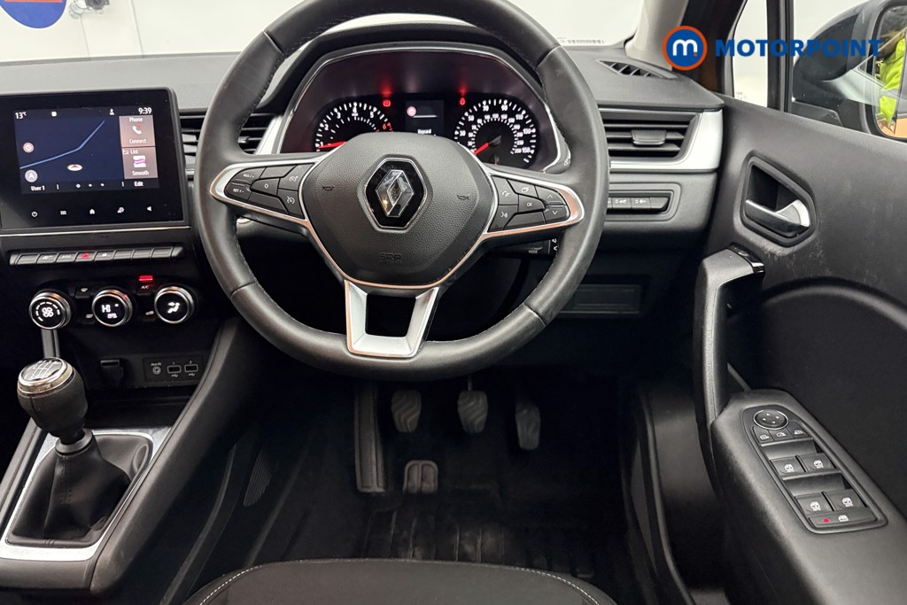Renault Captur Iconic Manual Petrol SUV - Stock Number (1597284) - 14th supplementary image