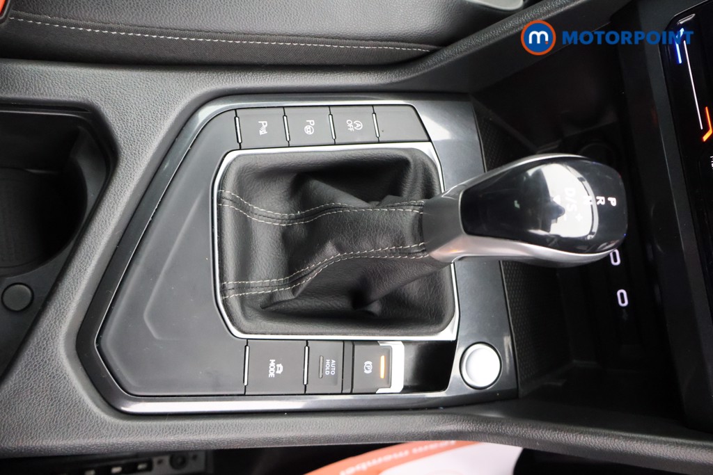 Volkswagen Tiguan R-Line Automatic Petrol SUV - Stock Number (1597443) - 10th supplementary image