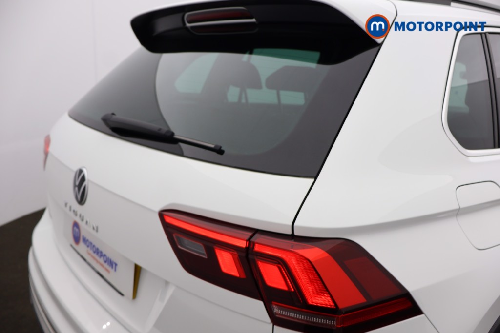 Volkswagen Tiguan R-Line Automatic Petrol SUV - Stock Number (1597443) - 23rd supplementary image