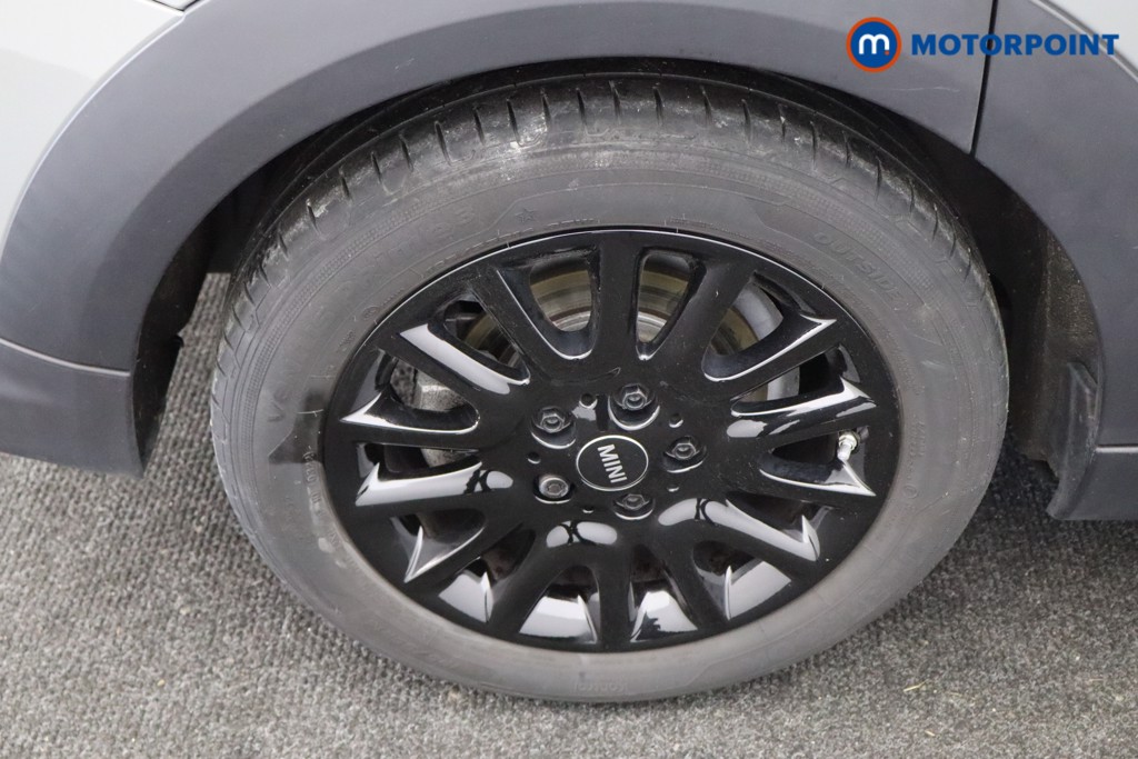 Mini Hatchback Cooper Classic Manual Petrol Hatchback - Stock Number (1597466) - 22nd supplementary image