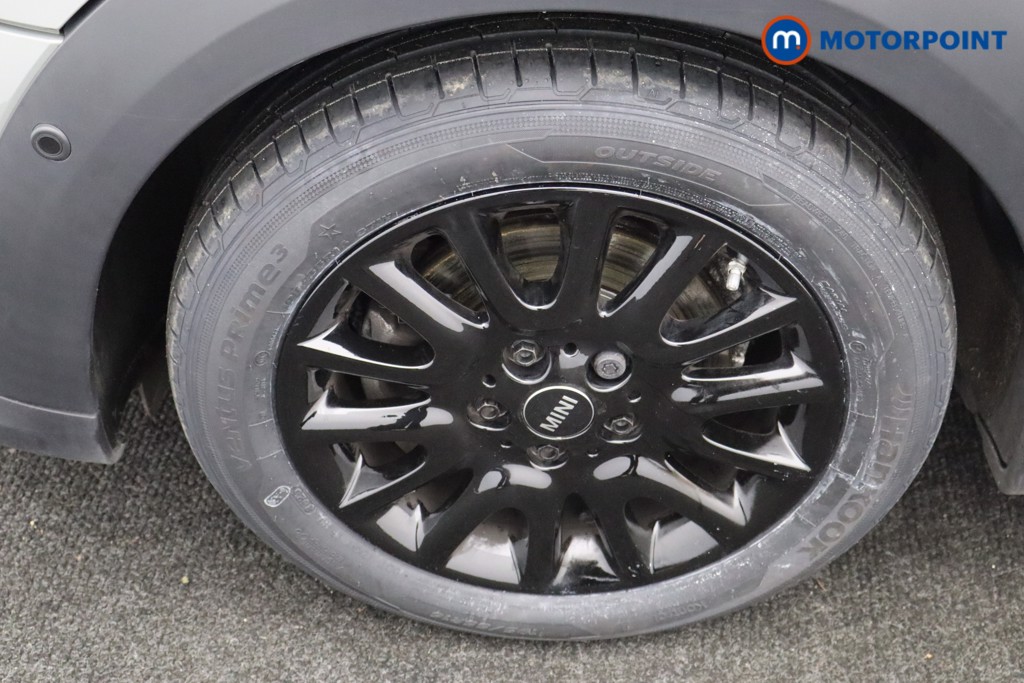 Mini Hatchback Cooper Classic Manual Petrol Hatchback - Stock Number (1597466) - 24th supplementary image