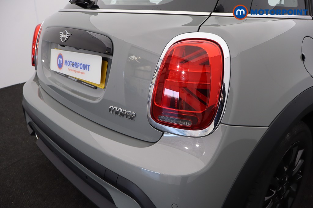 Mini Hatchback Cooper Classic Manual Petrol Hatchback - Stock Number (1597466) - 33rd supplementary image