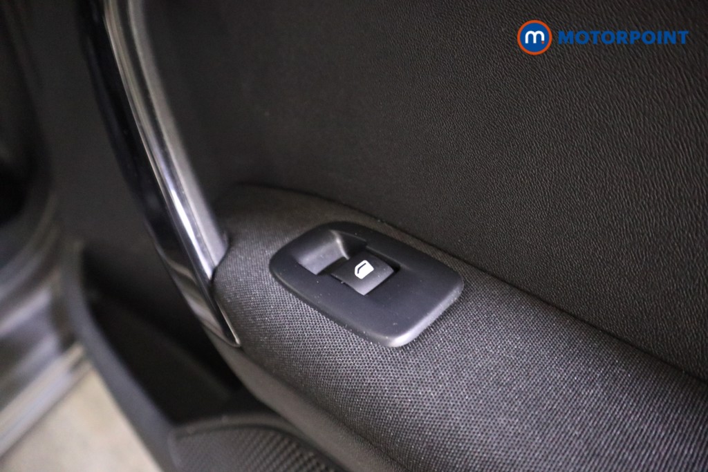 Peugeot 208 Tech Edition Manual Petrol Hatchback - Stock Number (1598187) - 14th supplementary image