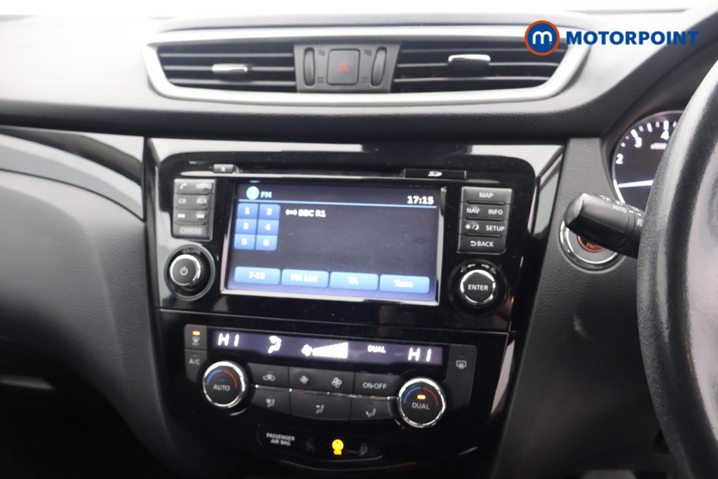 Nissan Qashqai N-Connecta Manual Petrol SUV - Stock Number (1598223) - 5th supplementary image