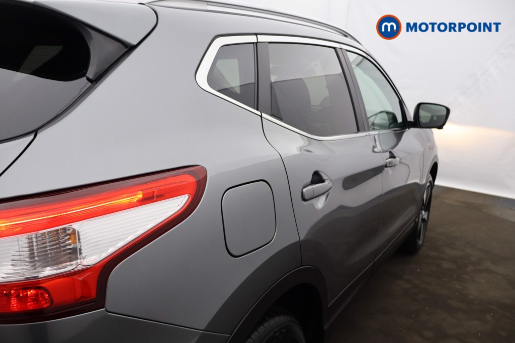 Nissan Qashqai N-Connecta Manual Petrol SUV - Stock Number (1598223) - 21st supplementary image