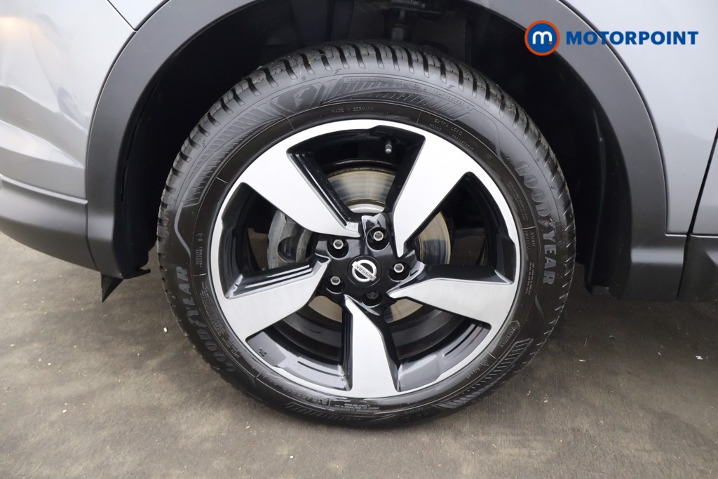 Nissan Qashqai N-Connecta Manual Petrol SUV - Stock Number (1598223) - 26th supplementary image