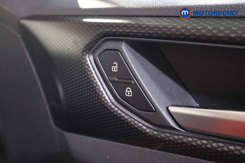 Volkswagen T-Cross SE Automatic Petrol SUV - Stock Number (1598697) - 10th supplementary image