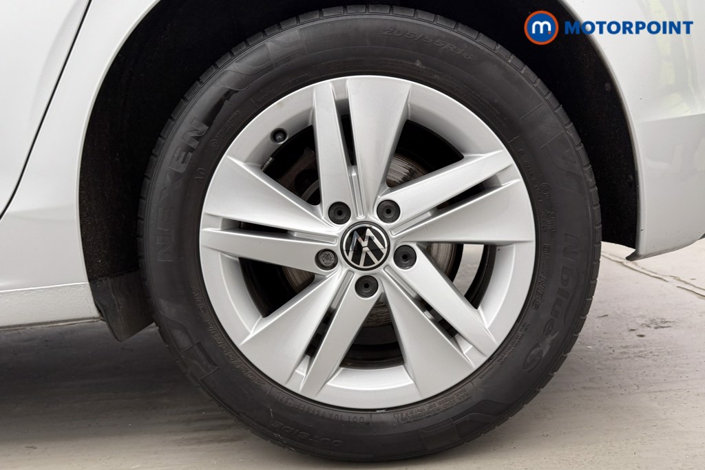 Volkswagen Golf Life Manual Diesel Hatchback - Stock Number (1598909) - 33rd supplementary image