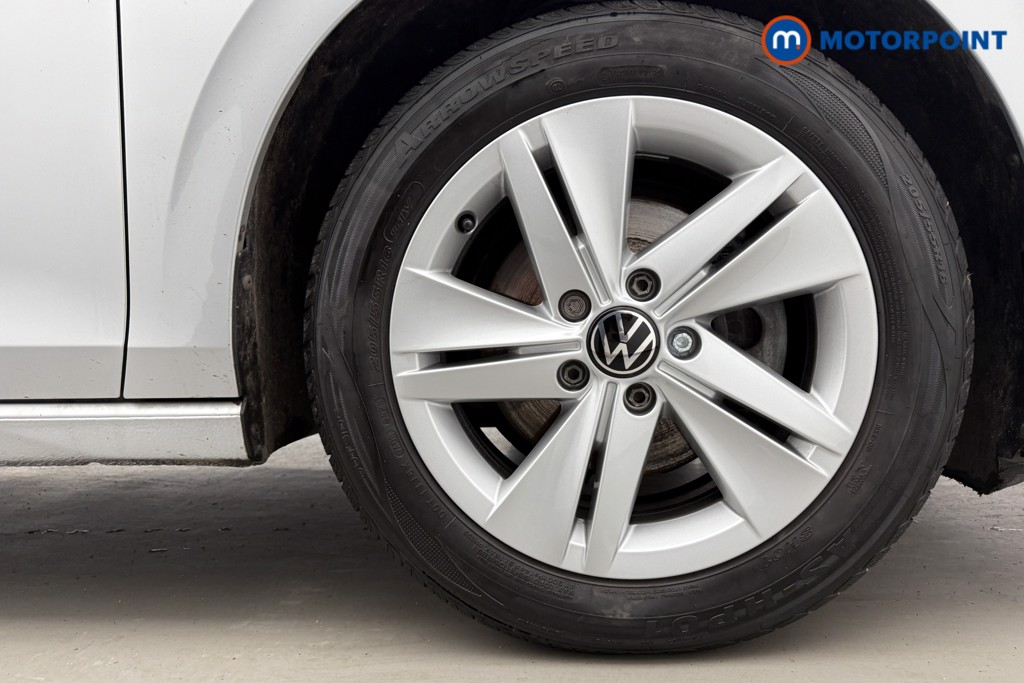 Volkswagen Golf Life Manual Diesel Hatchback - Stock Number (1598909) - 35th supplementary image